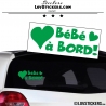 Sticker Bébé à Bord de couleur vert clair avec Coeurs