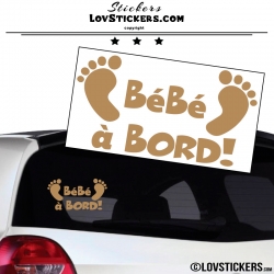 Sticker Bébé à Bord marron clair avec paire de pieds de Bébé